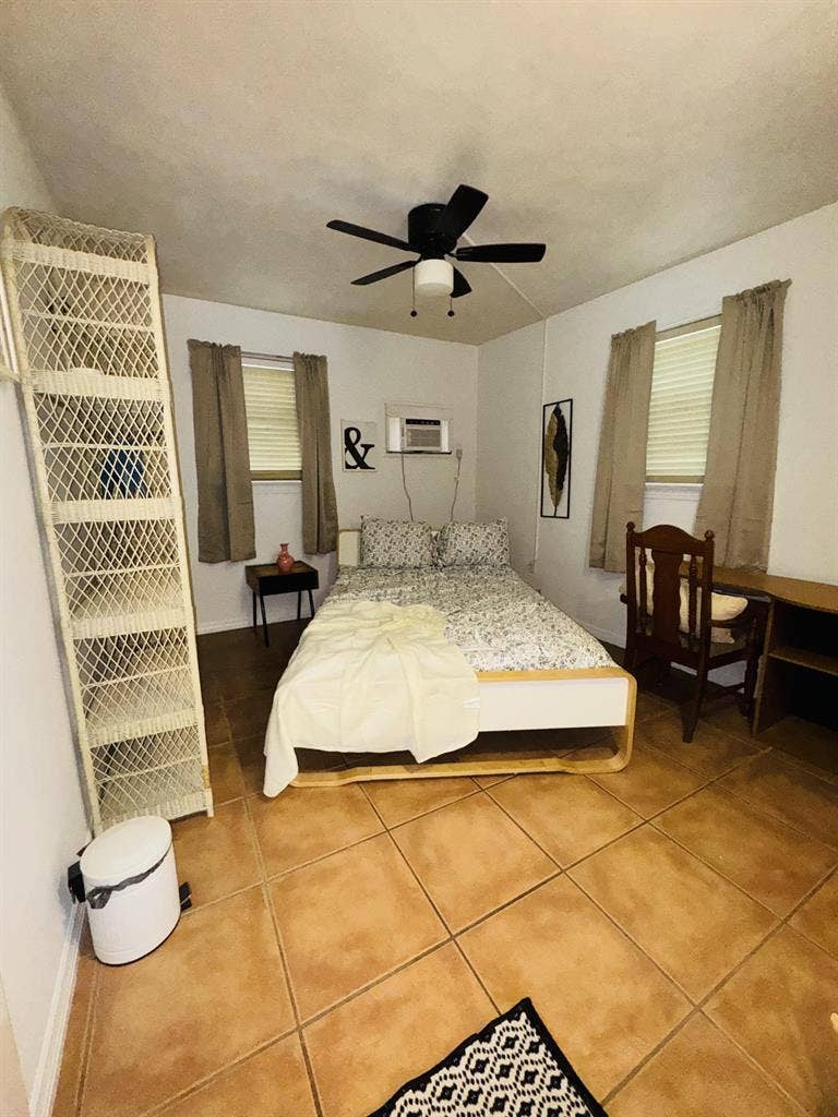 3 BR in Orlando