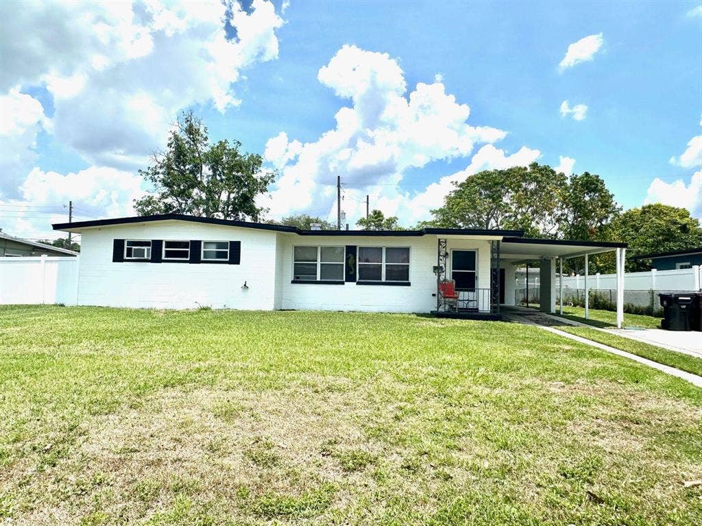 3 BR in Orlando