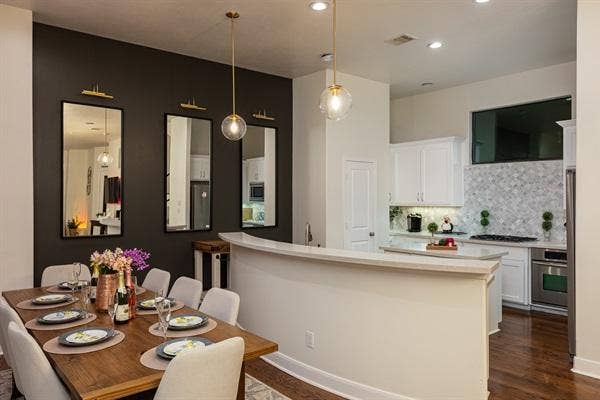 3 BR in Houston