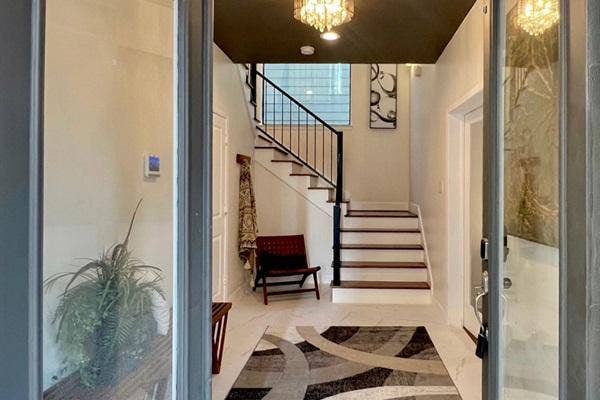 3 BR in Houston
