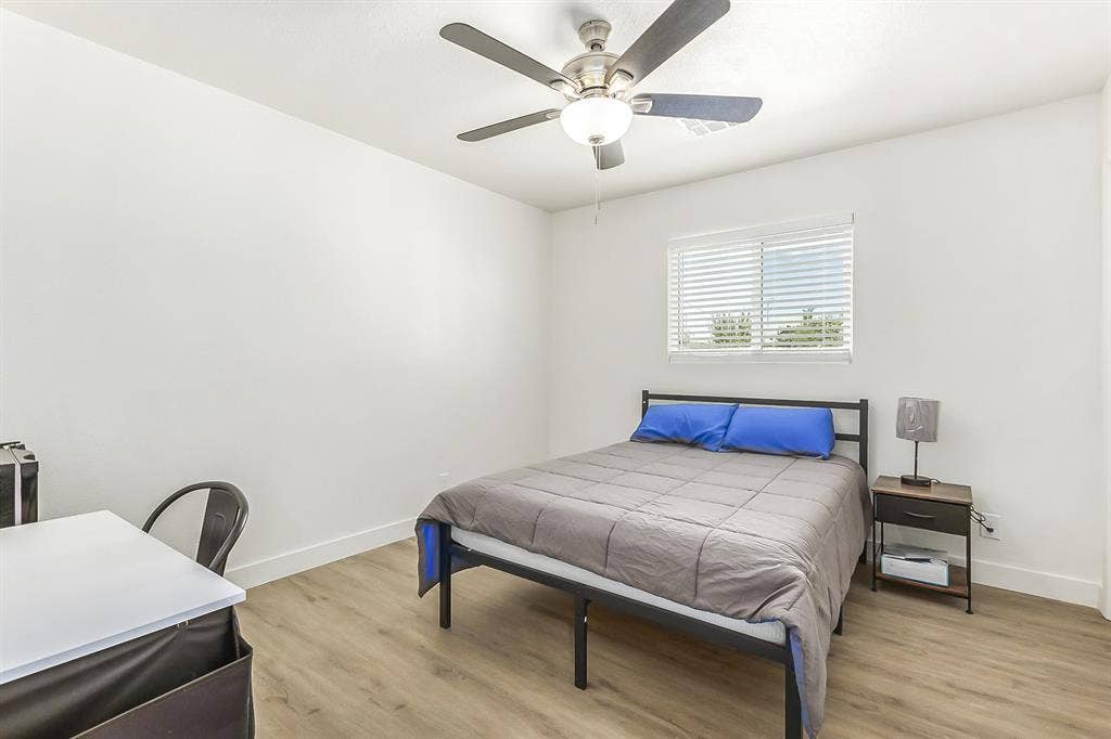 8 BR in Phoenix