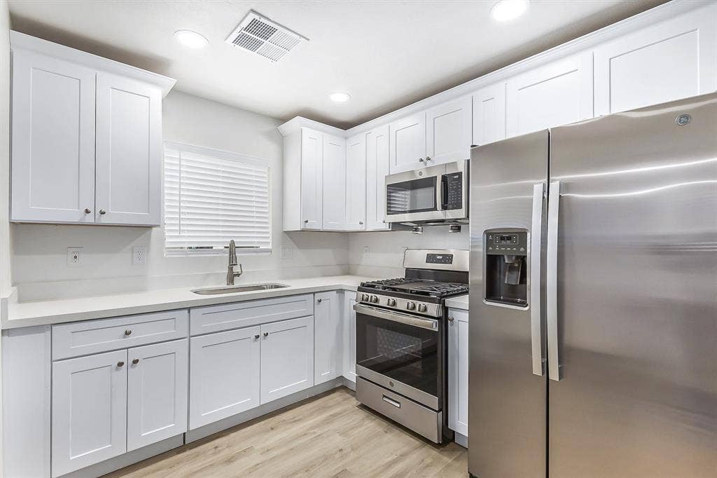 8 BR in Phoenix