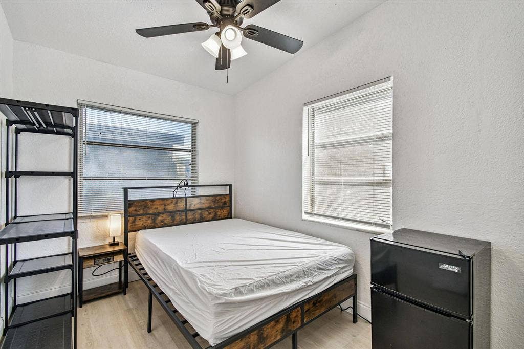 9 BR in St. Petersburg