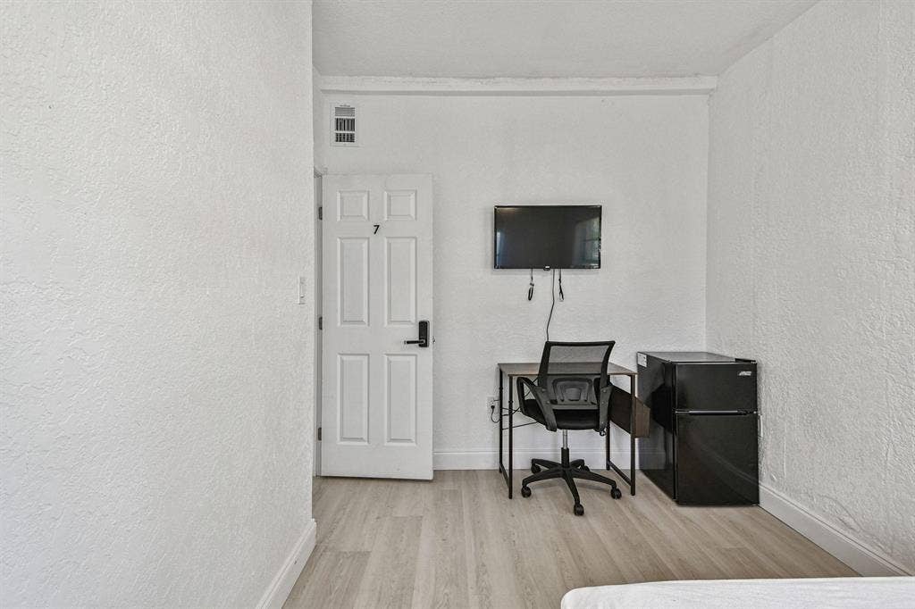 9 BR in St. Petersburg