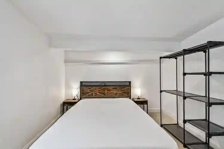 9 BR in St. Petersburg