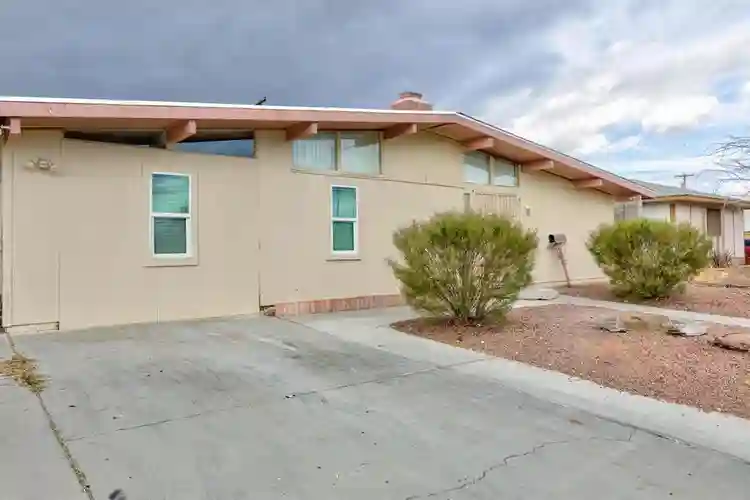 2 BR in Las Vegas