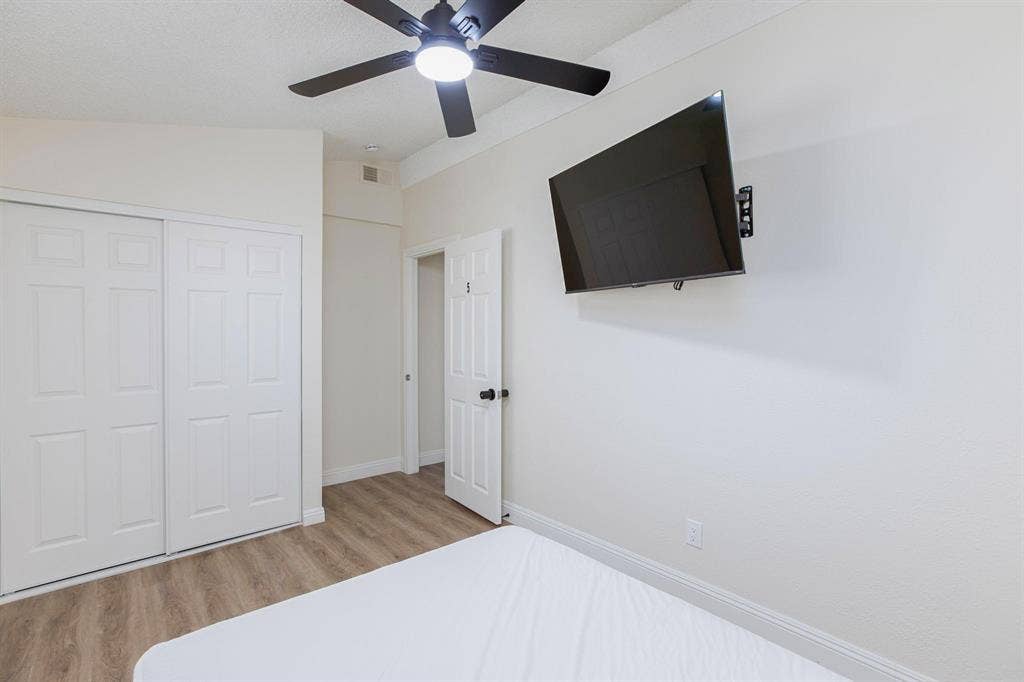 7 BR in Las Vegas