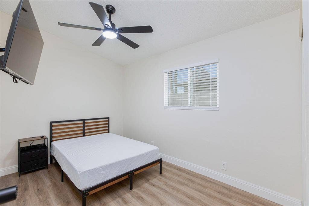 7 BR in Las Vegas