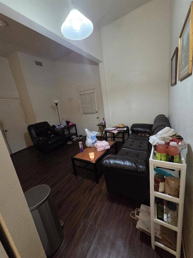 AMAZING priced room!!