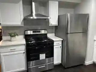 4 BR in Dallas