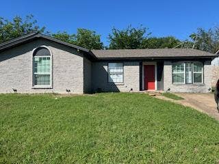 4 BR in Dallas