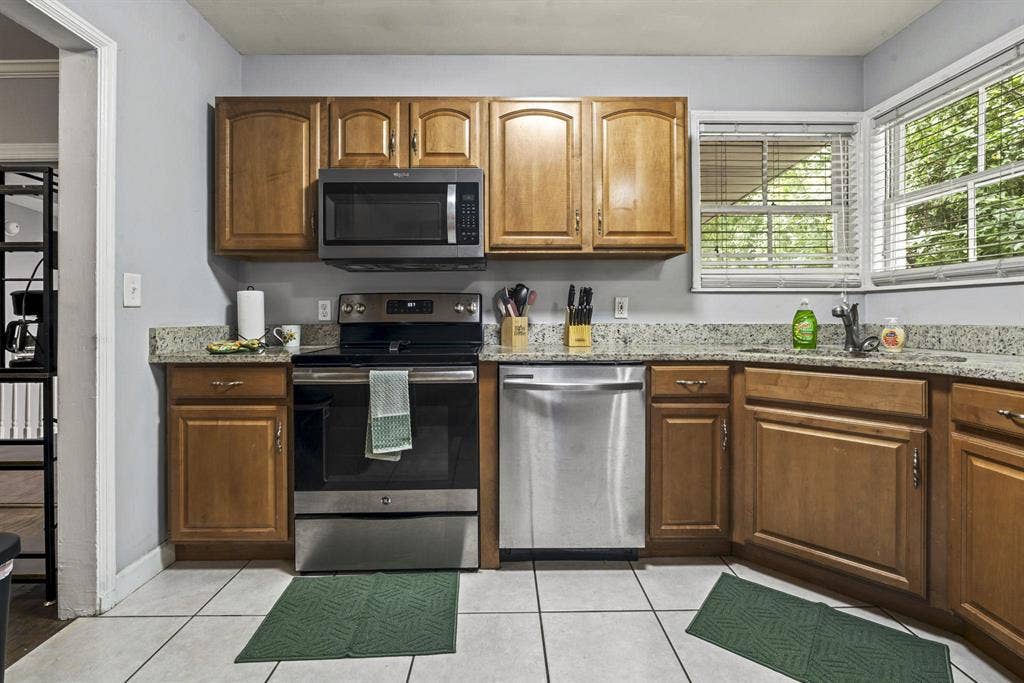 7 BR in Jacksonville