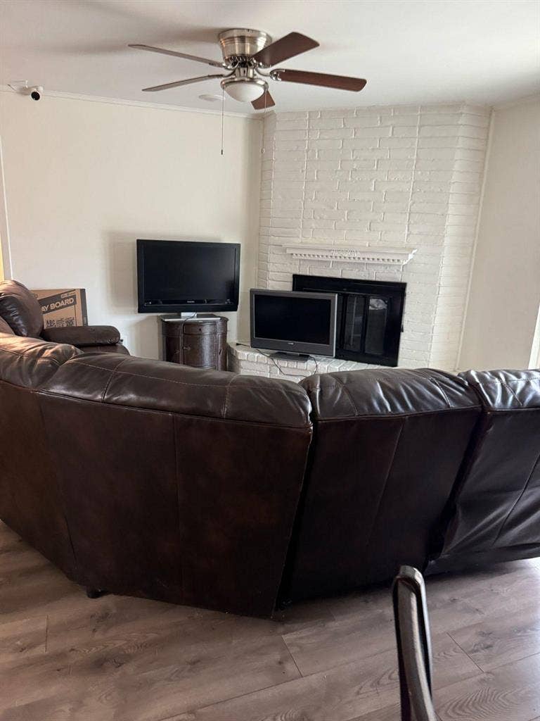 7 BR in Houston