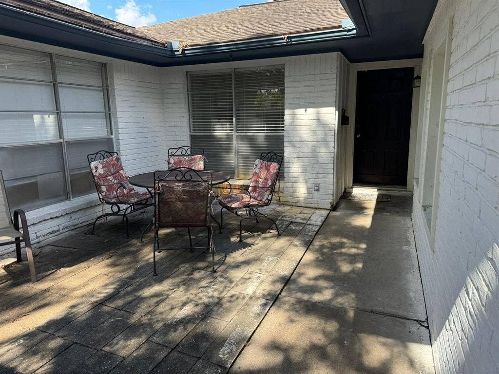 7 BR in Houston