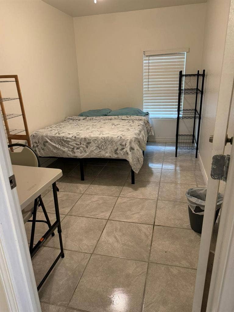 7 BR in Houston