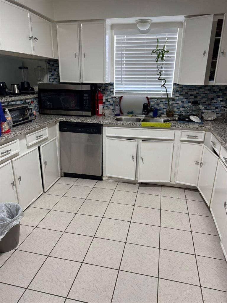 7 BR in Houston