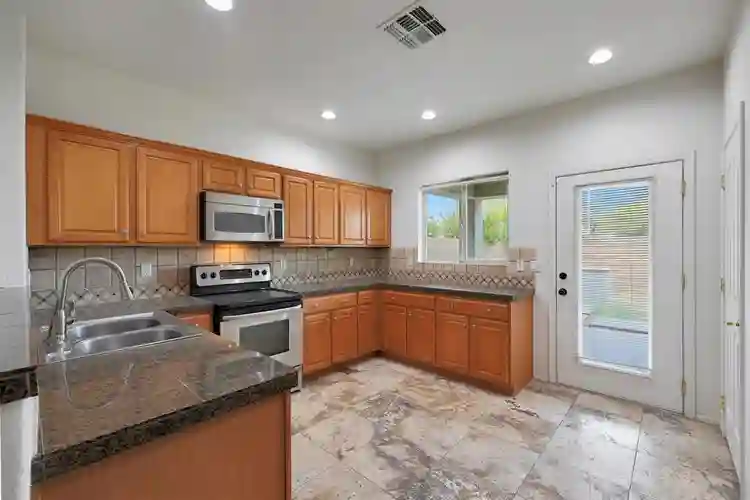 8 BR in Phoenix