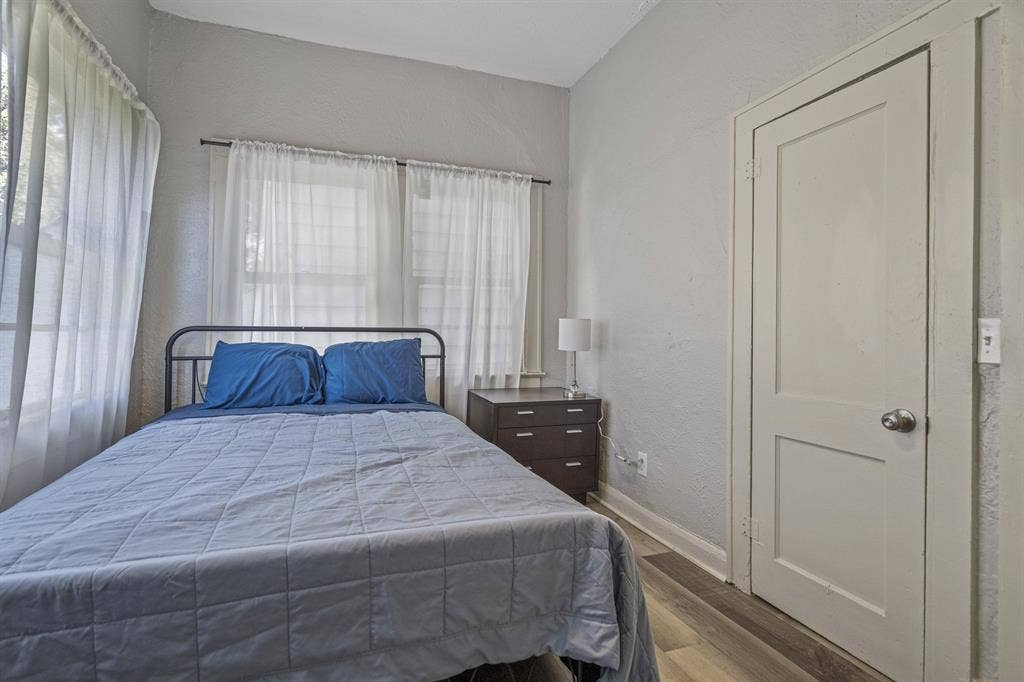 8 BR in Tampa