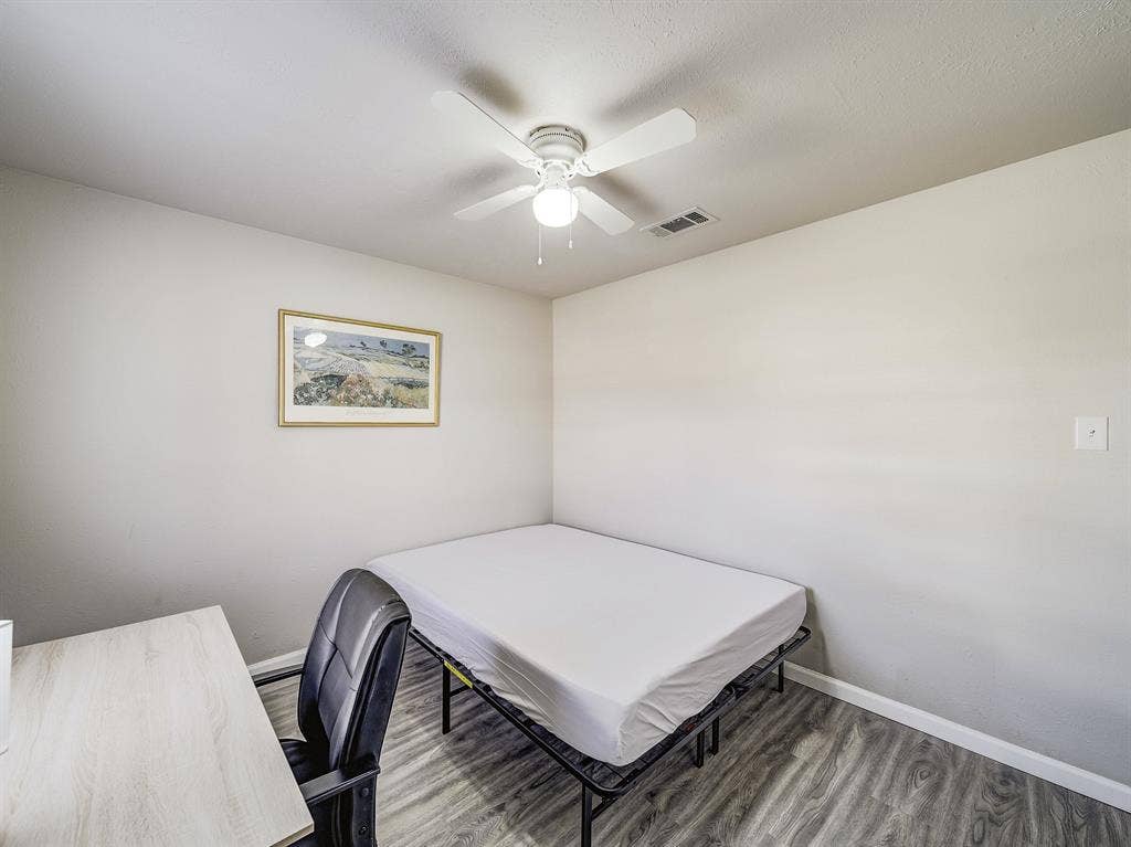 7 BR in Dallas