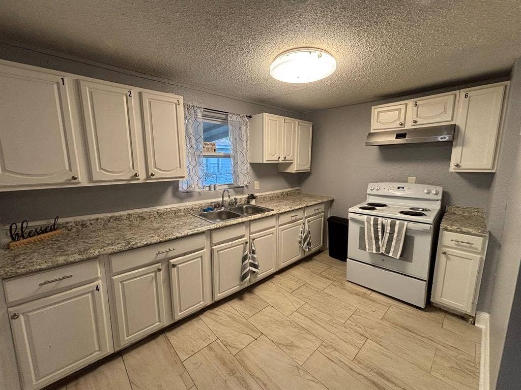 7 BR in Jacksonville