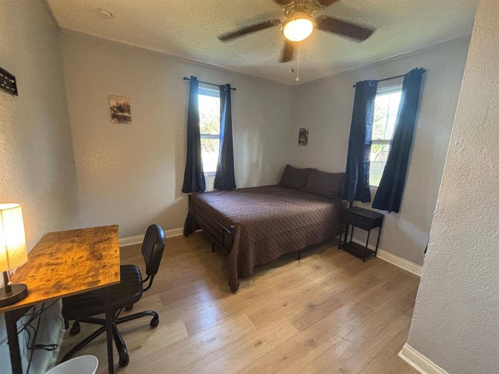 7 BR in Jacksonville