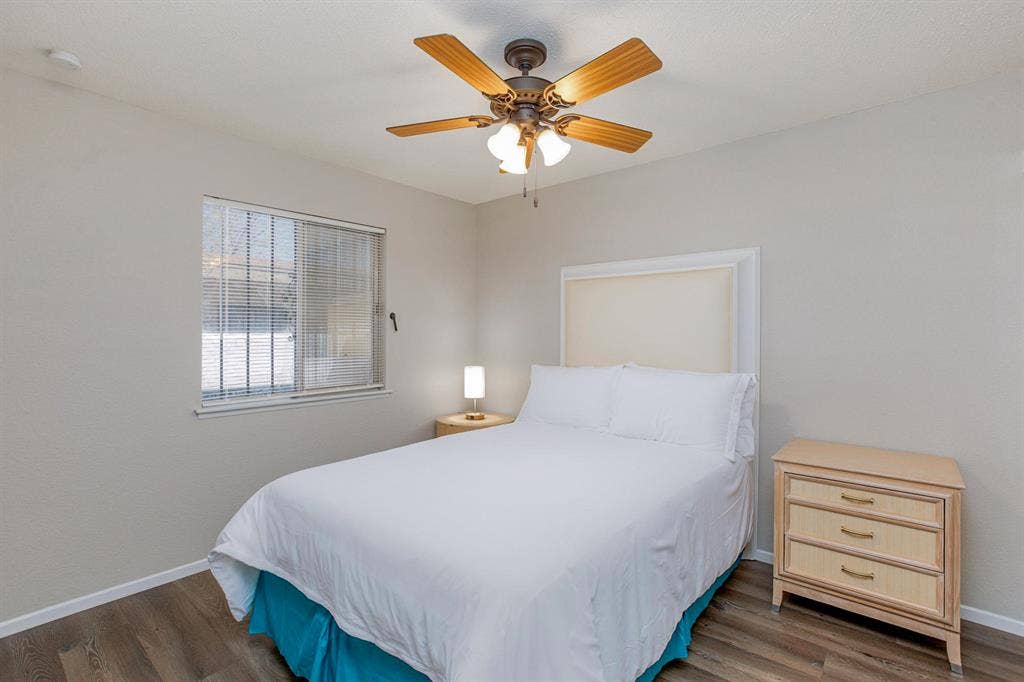 5 BR in Las Vegas