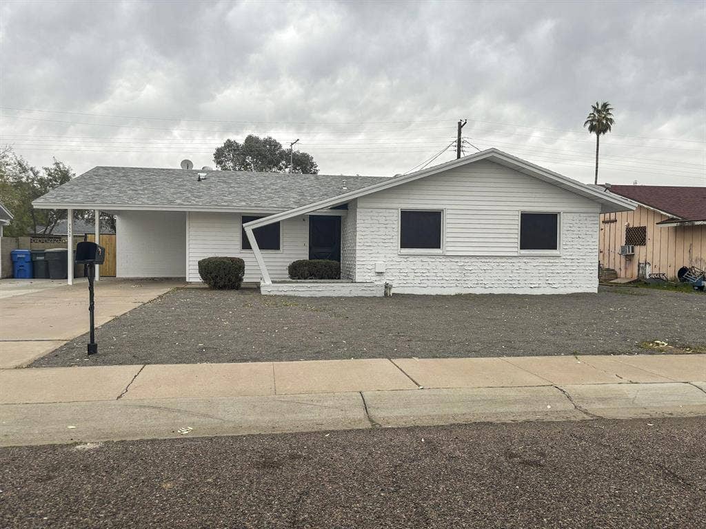 6 BR in Phoenix