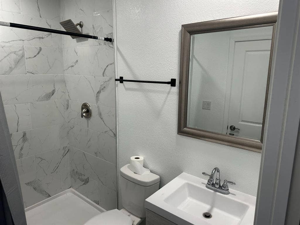 6 BR in Las Vegas