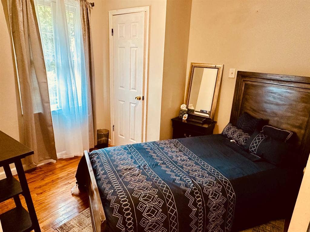 3 BR in Atlanta
