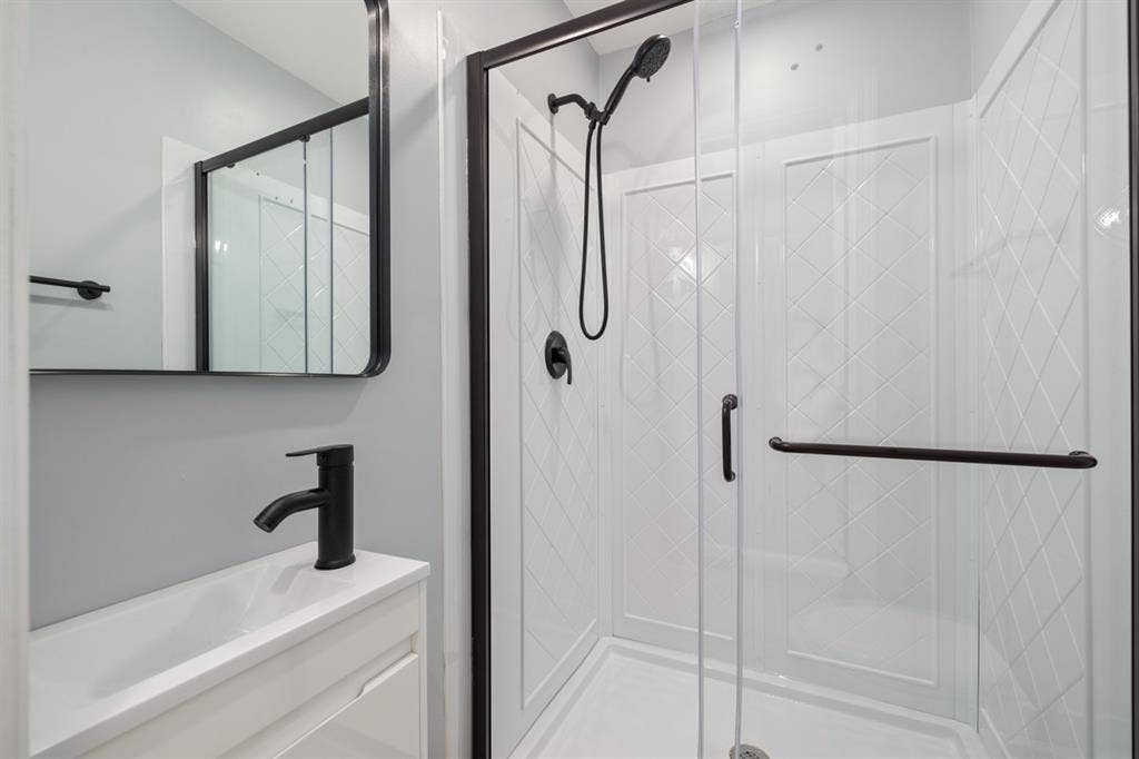 Private entrance guest suite!