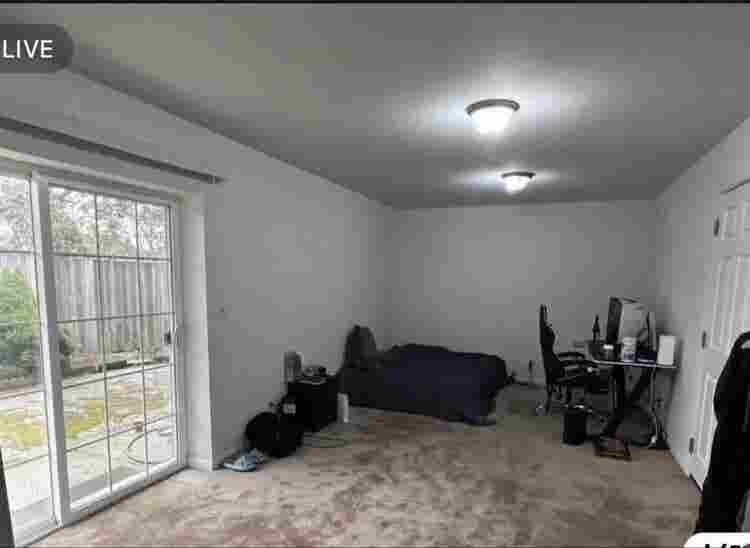 Daly City looking for roommate