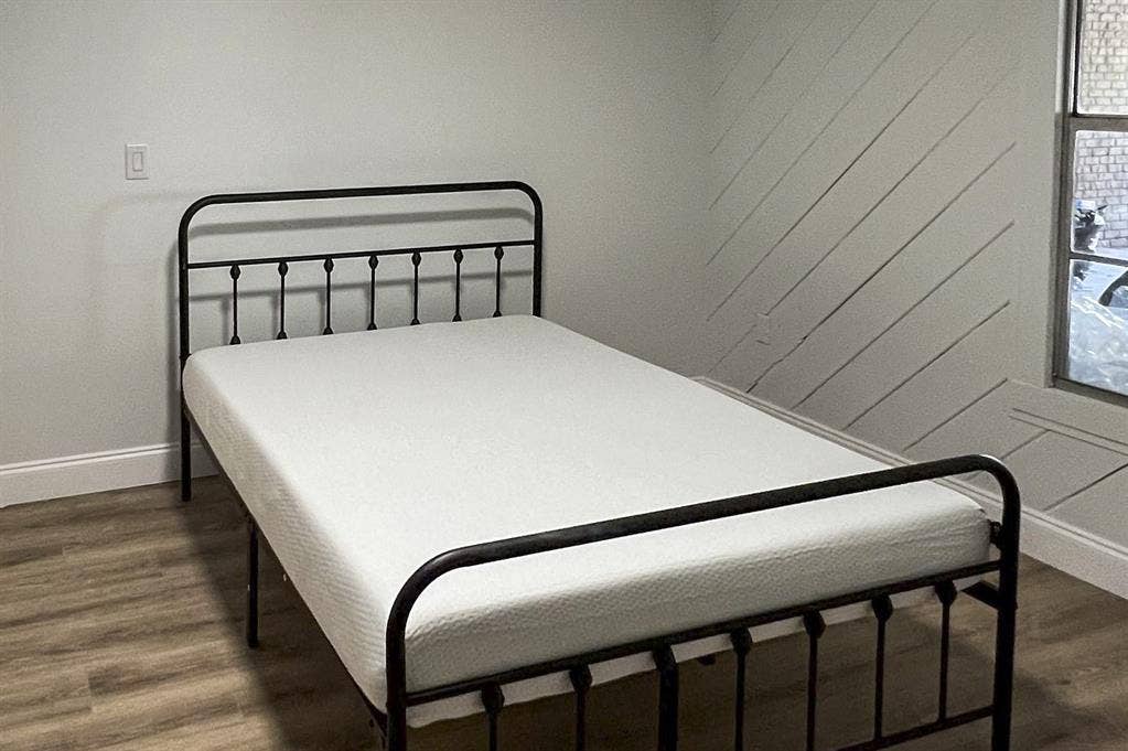 8 BR in St. Petersburg