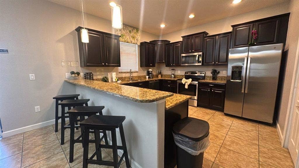 3 BR in Four Corners