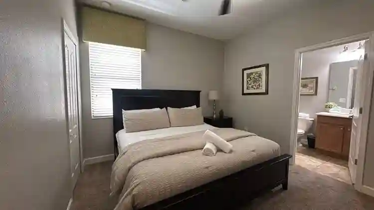 1 BR in Four Corners