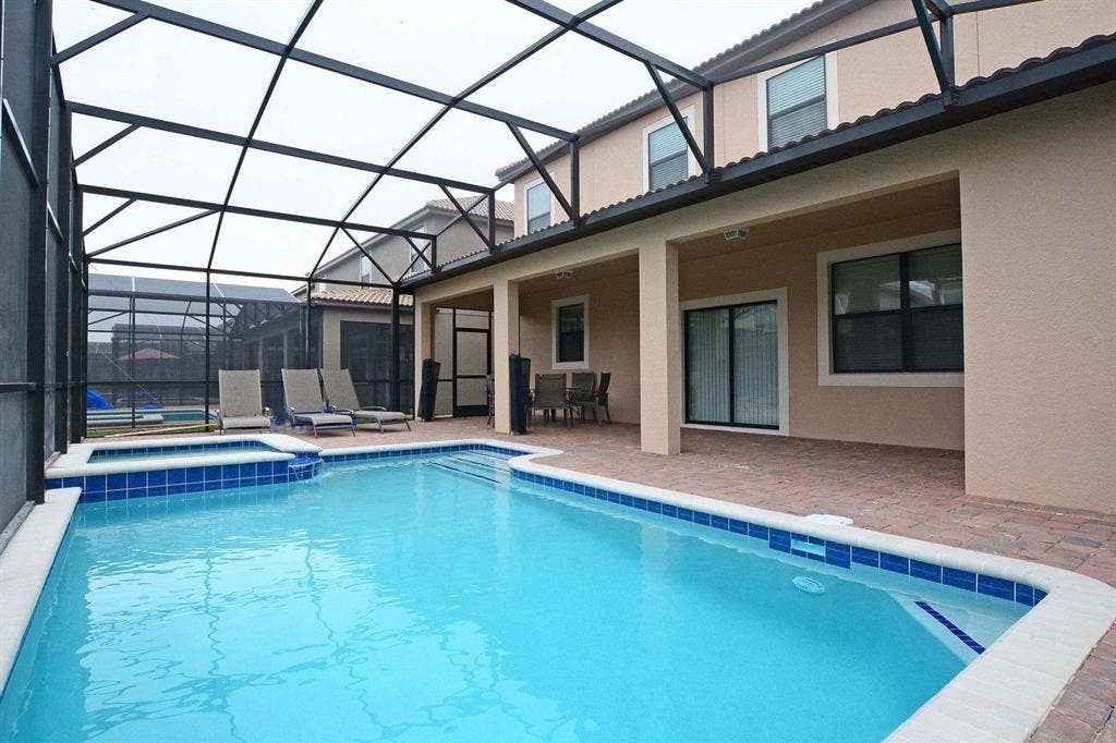 3 BR in Four Corners