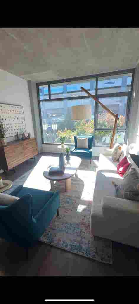 🌆 Master Bedroom in DTLA Loft