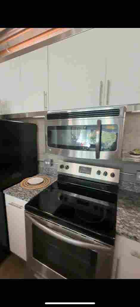 🌆 Master Bedroom in DTLA Loft