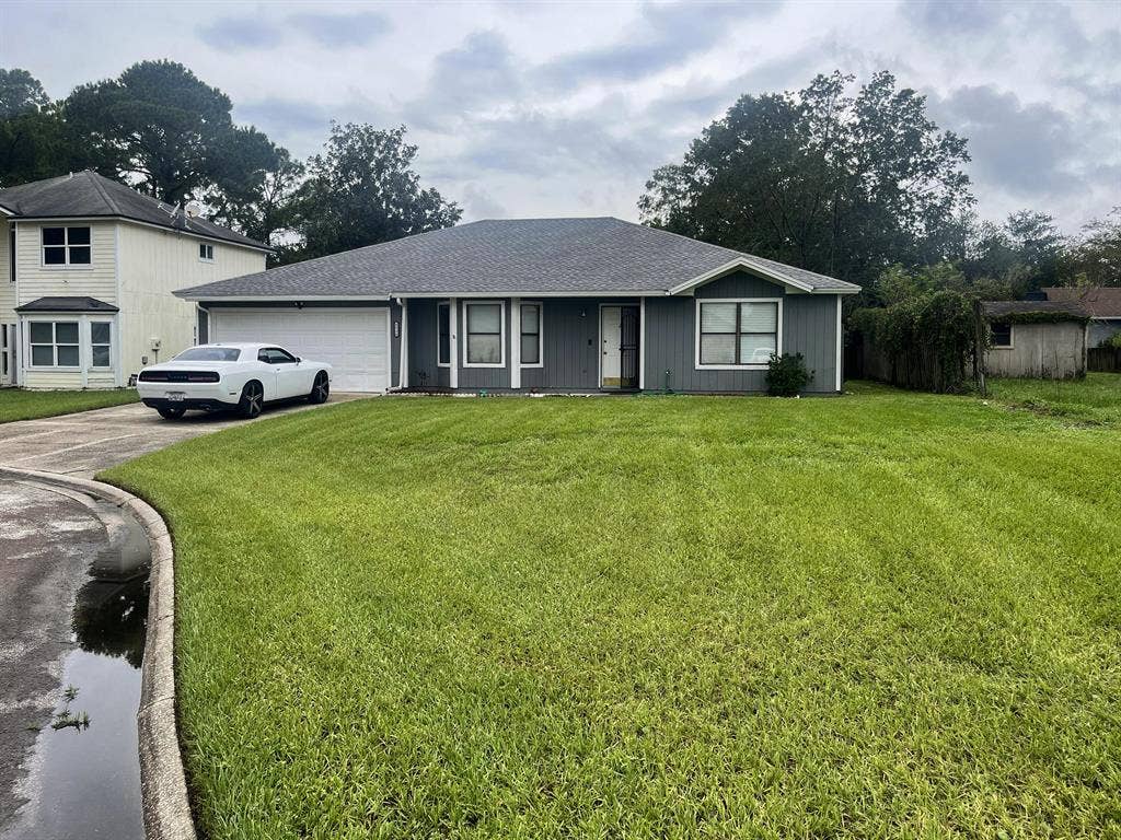 3 BR in Jacksonville