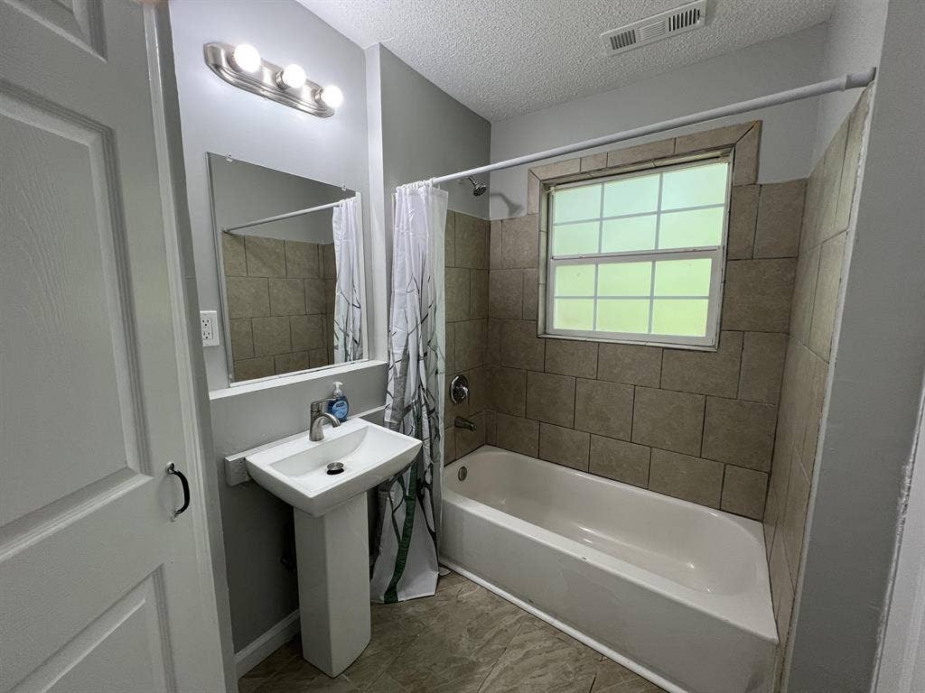 4 BR in Atlanta