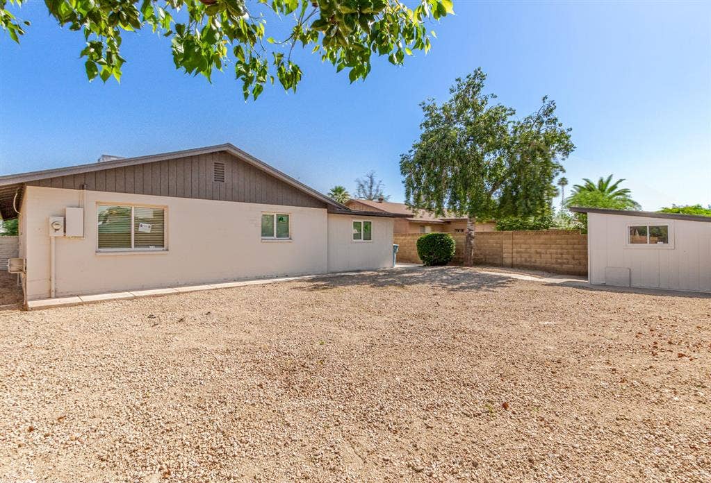 6 BR in Phoenix