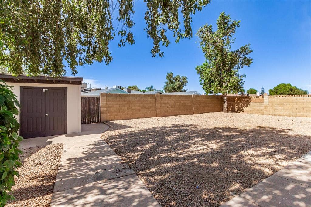 6 BR in Phoenix