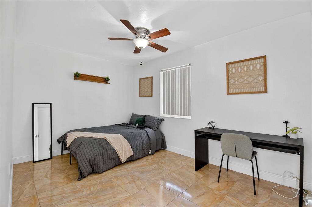 4 BR in North Miami
