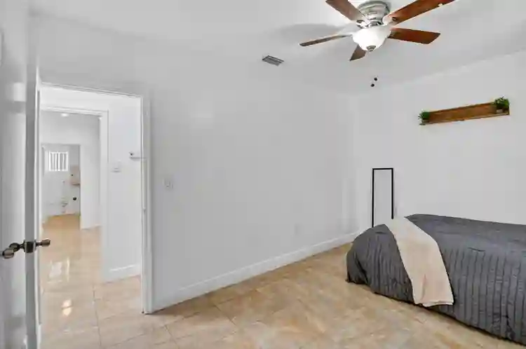 4 BR in North Miami
