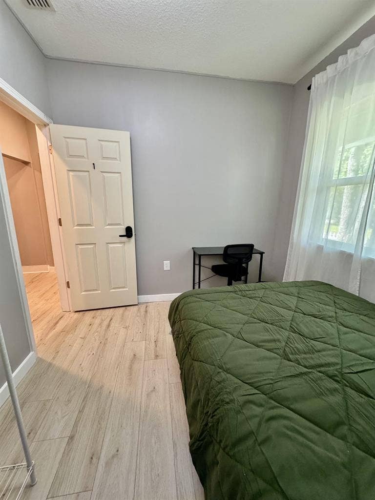 4 BR in Jacksonville