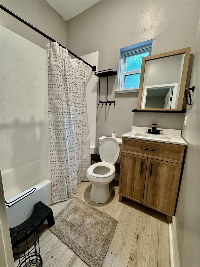 4 BR in Jacksonville