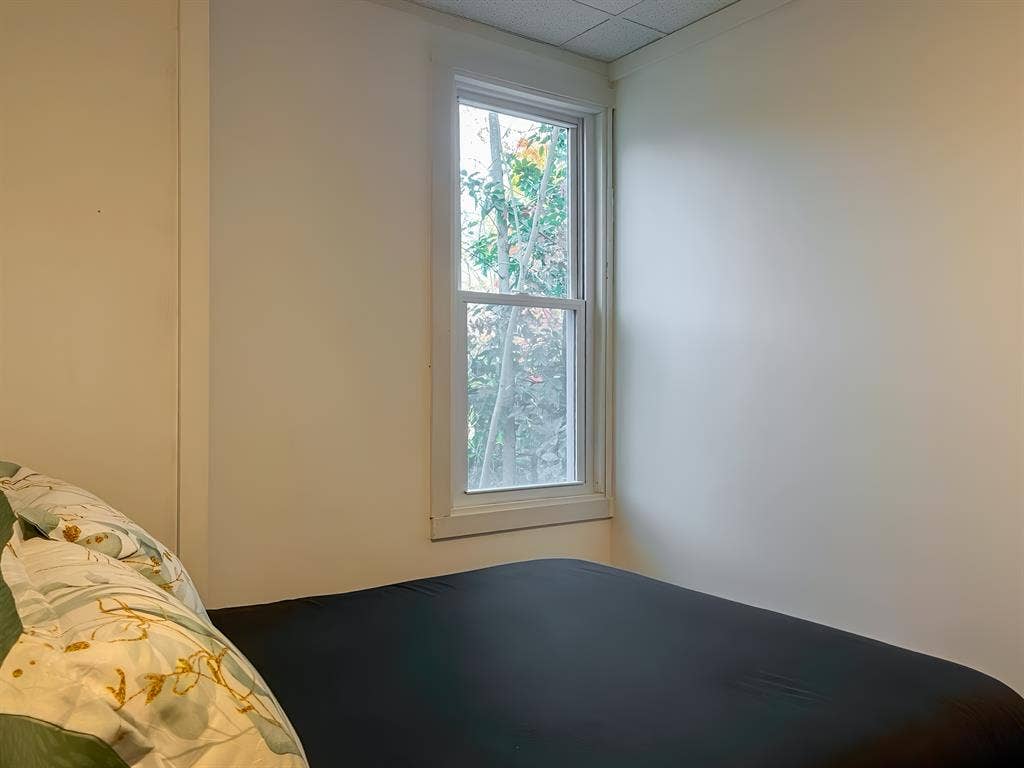 12 BR in Mableton