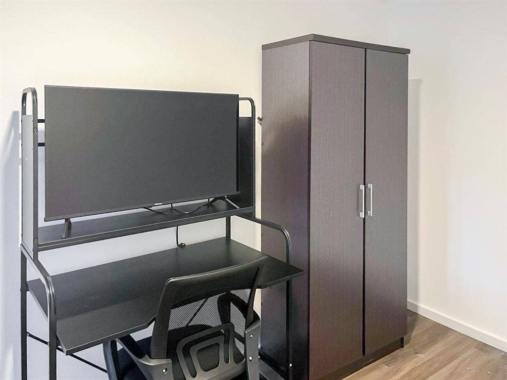 12 BR in Mableton
