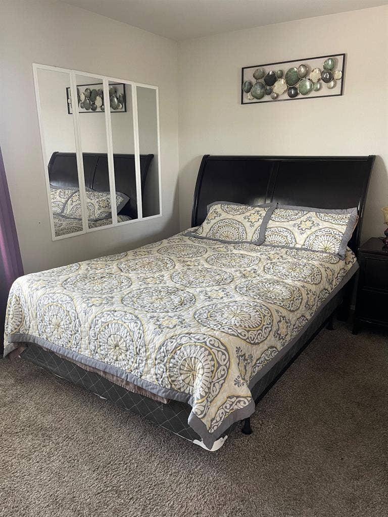 2 BR in Spring