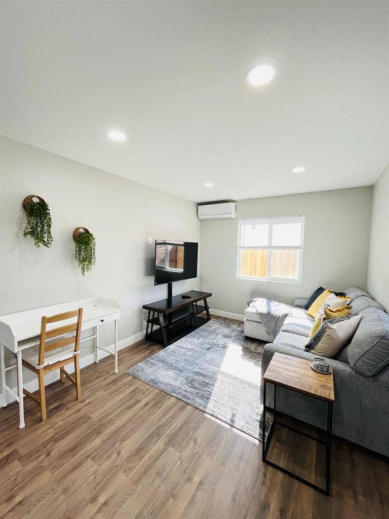 2 BR in San Diego