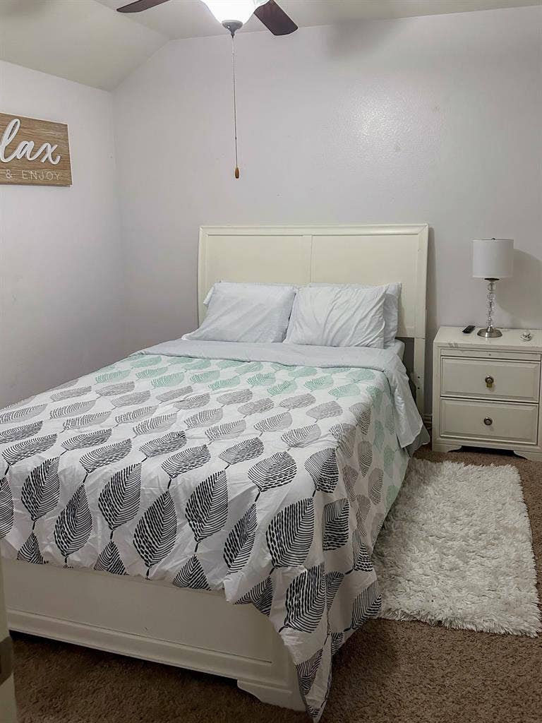 2 BR in Houston